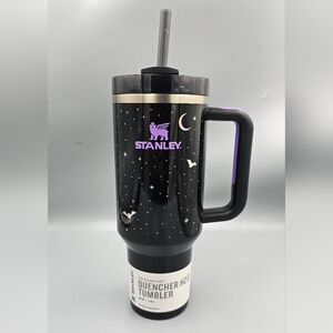 Stanley Halloween 40oz Stainless H2.0 Flowstate Quencher Tumbler Spellcast Black